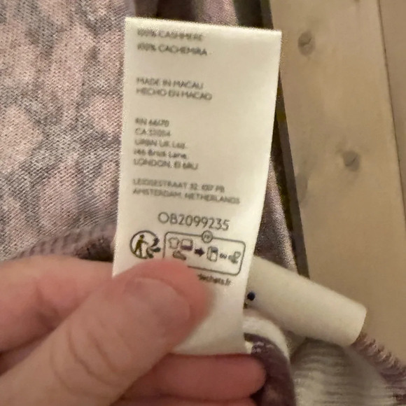 NWT We The Free Animal Style Cashmere Sweater - Picture 8 of 9